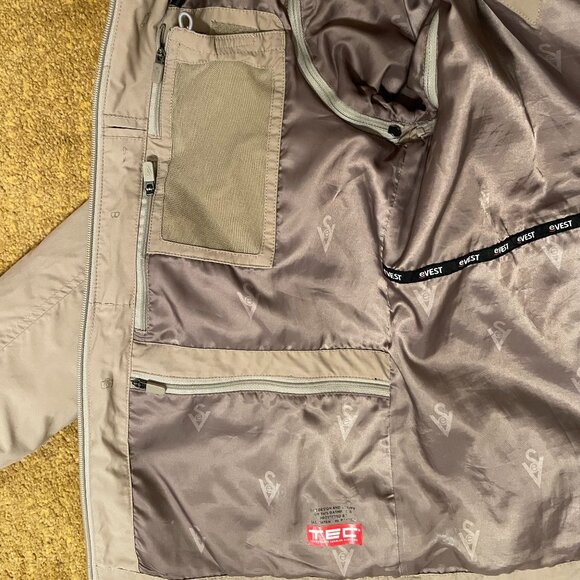 Scottevest Women's Essential Travel Jacket 2.0 in Sand XS - Picture 4 of 8